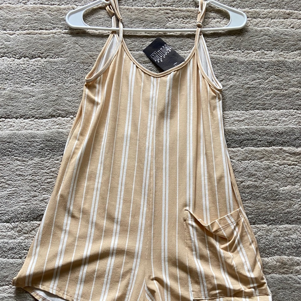 Brand new Vermilli Hawaii Ruray Romper